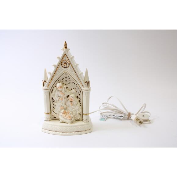 Lighted Church and Holy Family, Dillard's, Vintage, Christmas, ~ 250507-WH 236 - Picture 1 of 7